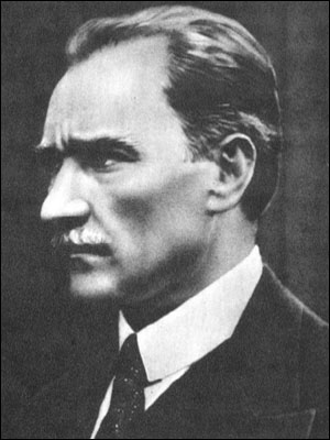 kemal ataturk Mustafa Kemal Atatürk: The Enemy of Islam